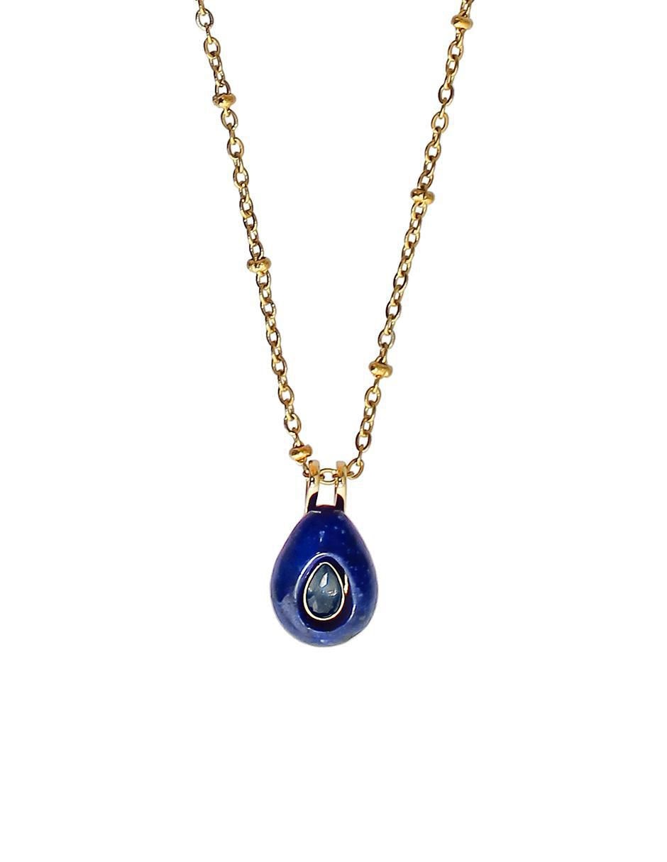 Collar con dije de gota