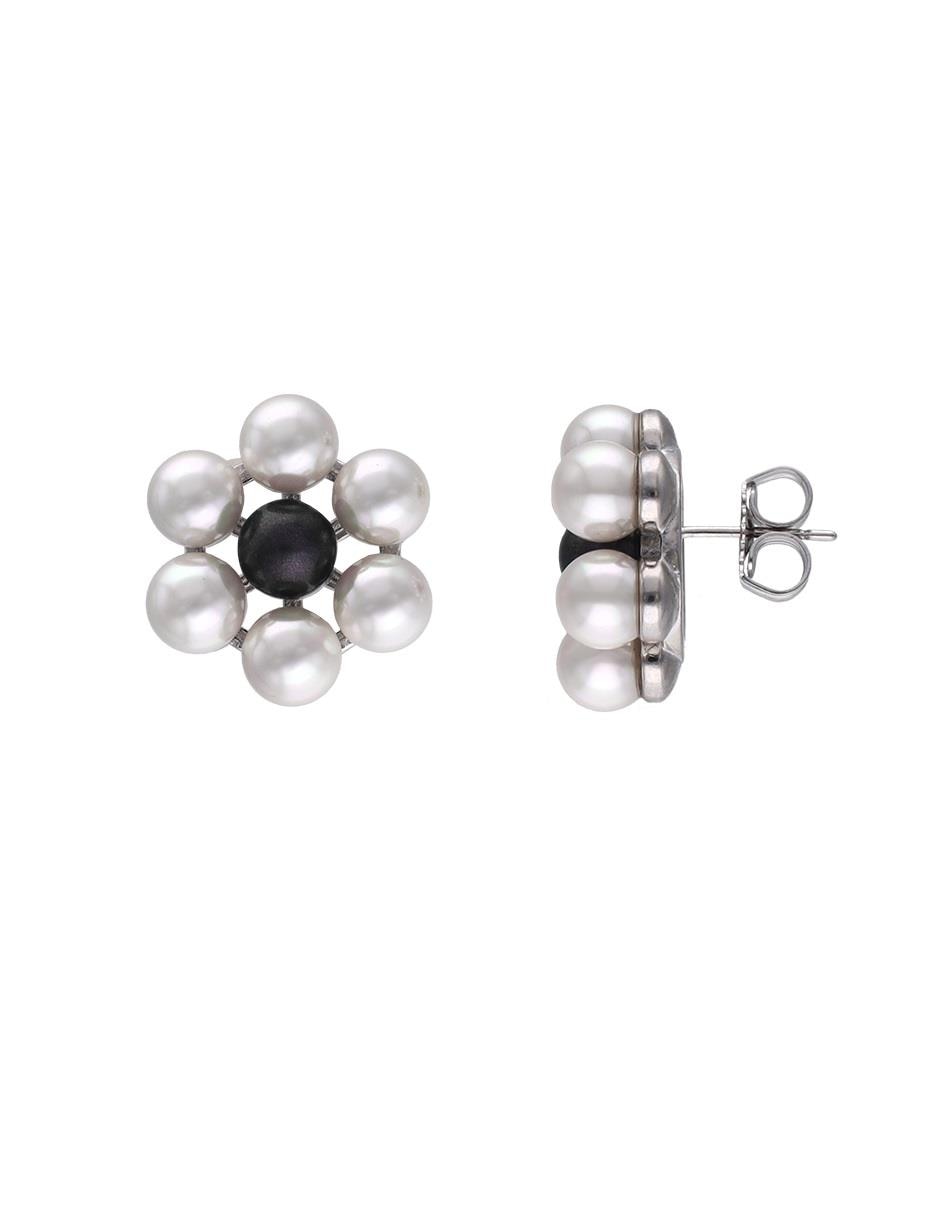 Aretes cortos de flor Kate de plata P 925 con acabado lustre perla