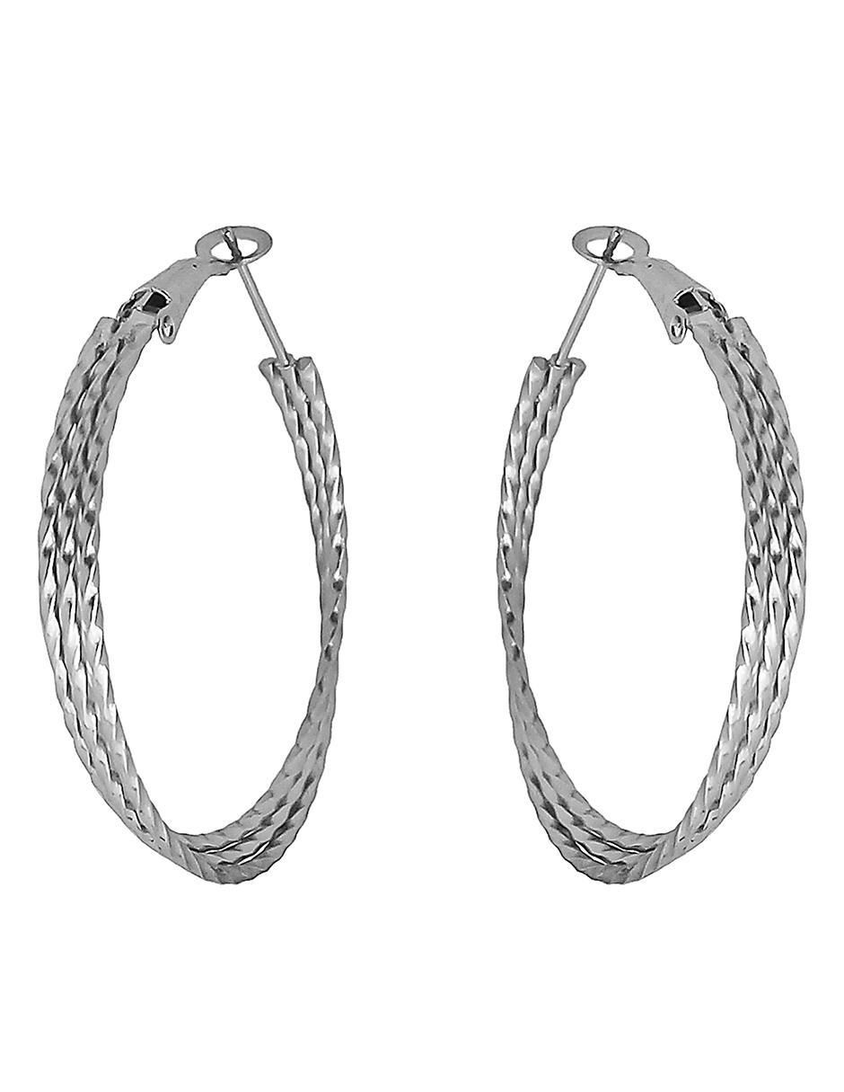 Arracadas de acero inoxidable con acabado texturizado