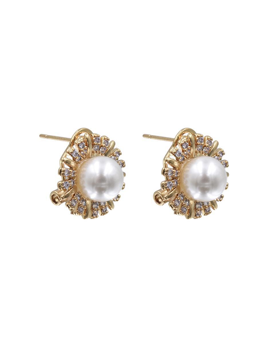 Broqueles de flor perla y zirconia de acero con acabado chapa de oro perla 3