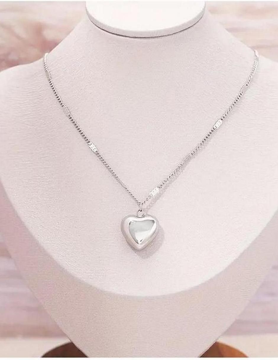 Collar con dije de corazón 5