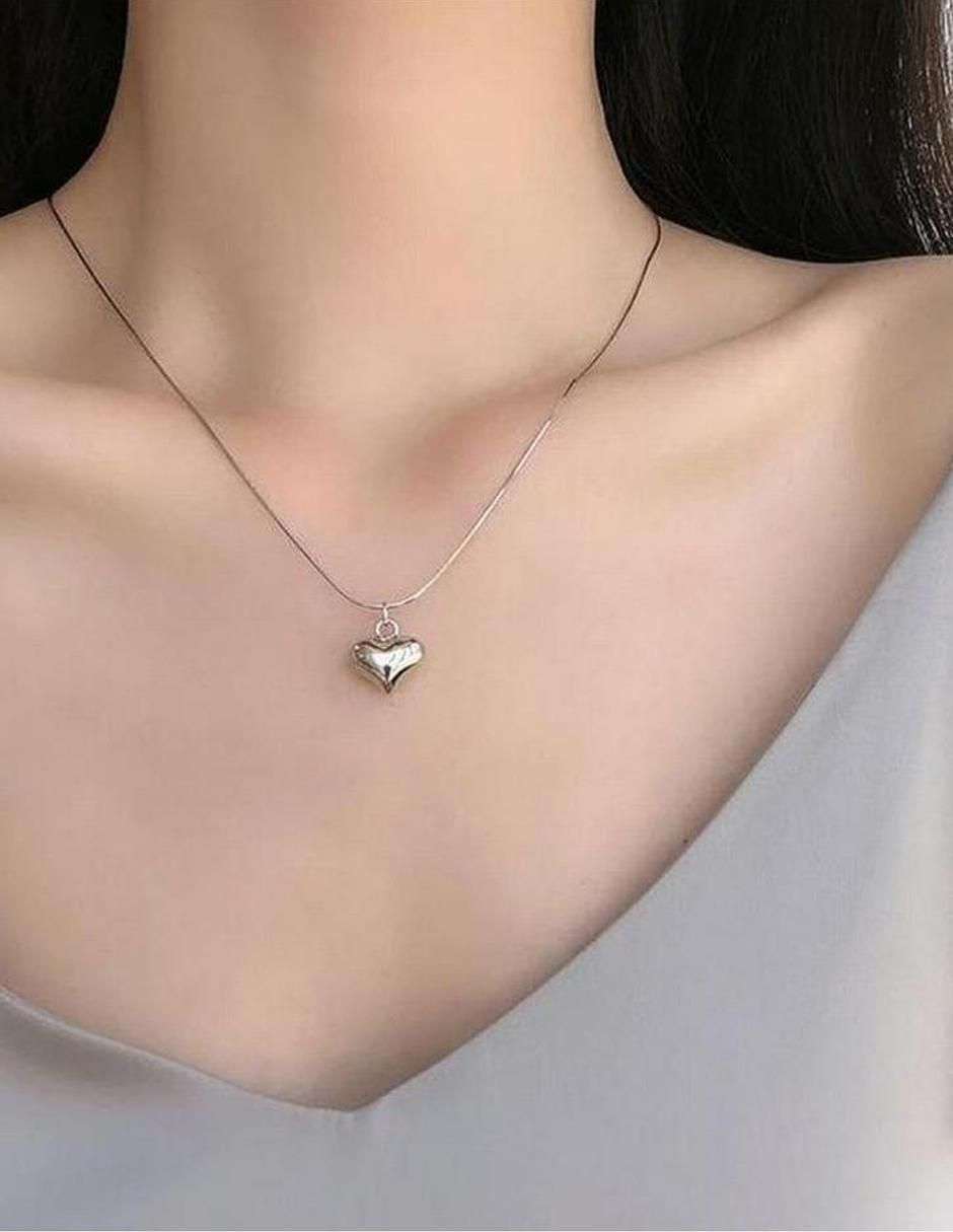Collar con dije de corazón 4