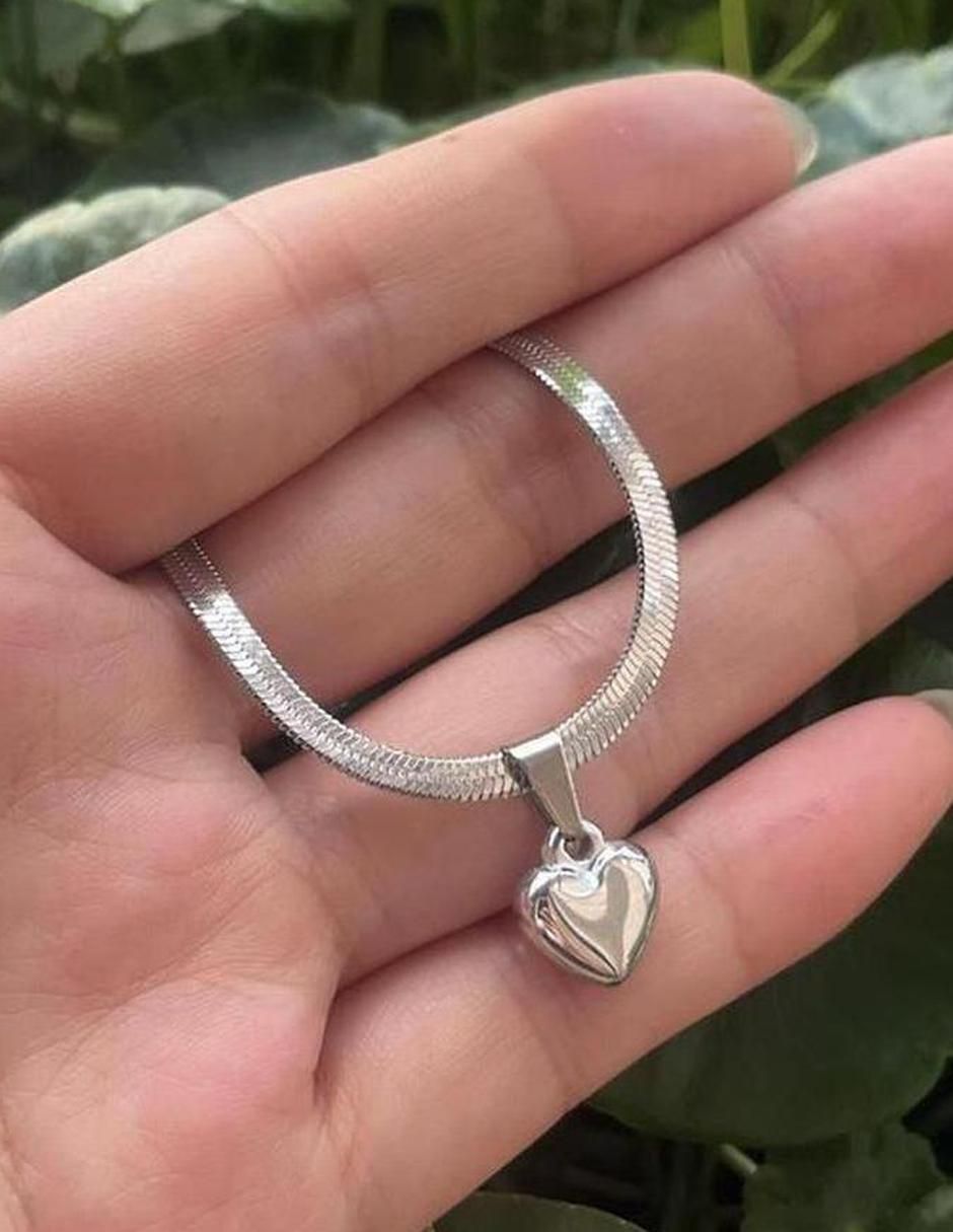 Collar con dije de corazón