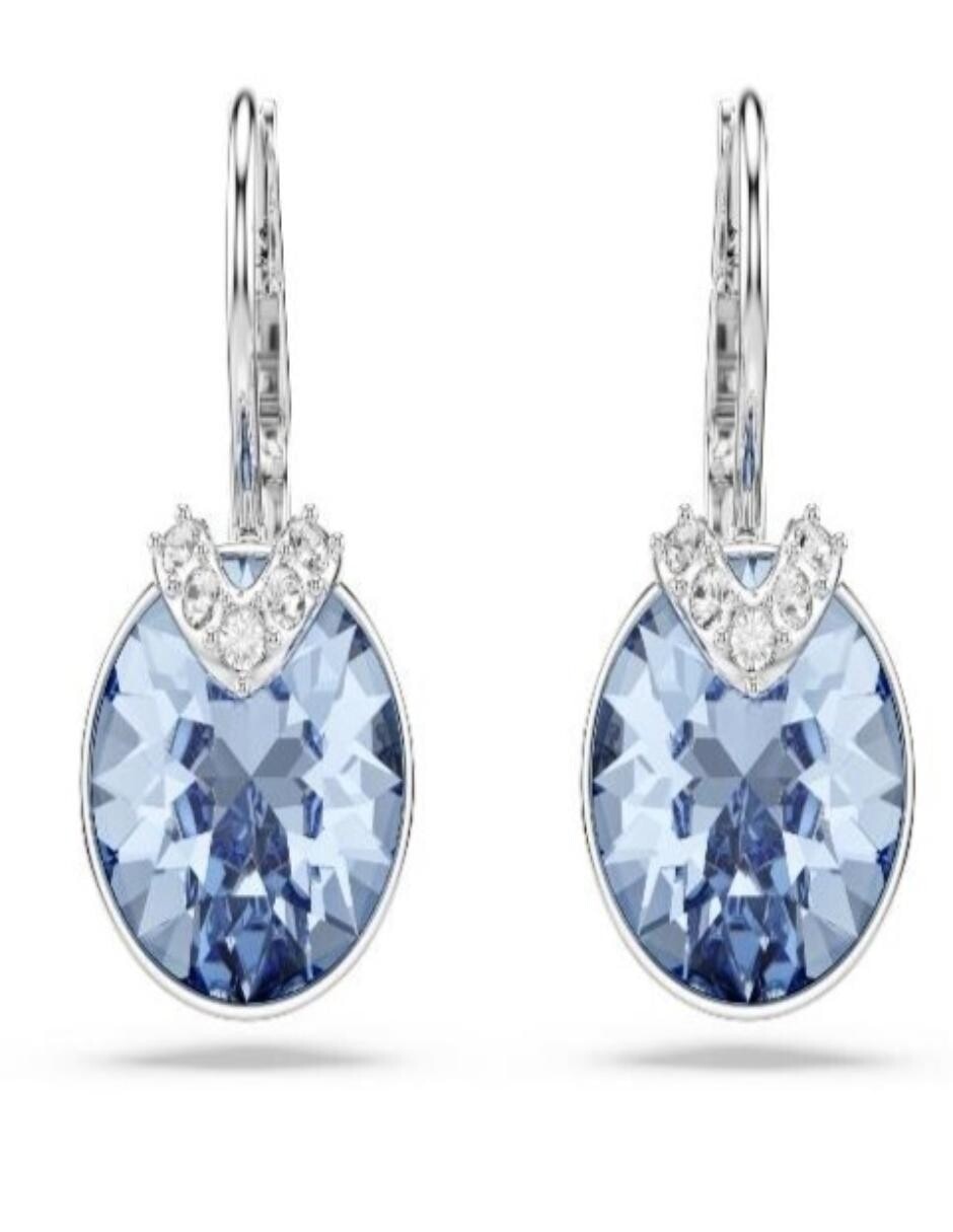 Aretes cortos circulares Bella con acabado brillante 4
