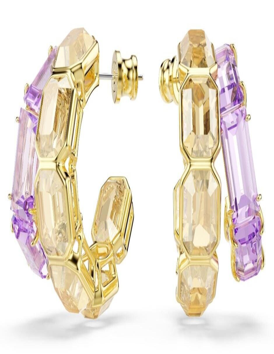 Aretes cortos circulares Millenia con acabado brillante