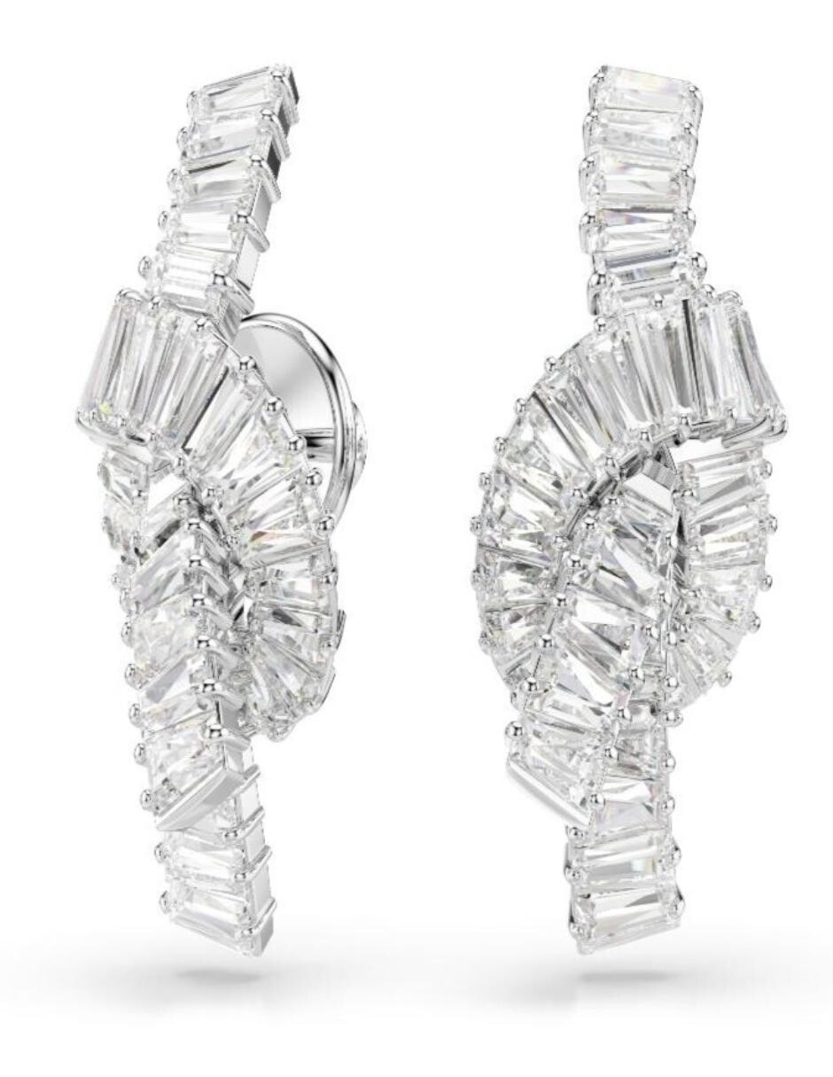 Aretes cortos cuadrados Matrix con acabado brillante 4