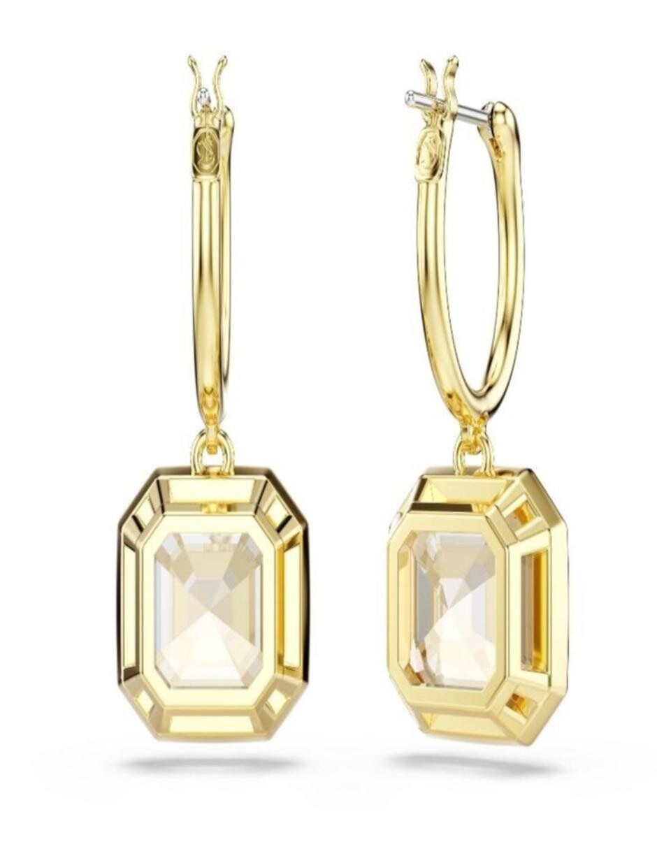 Aretes largos cuadrados Millenia con acabado brillante 2