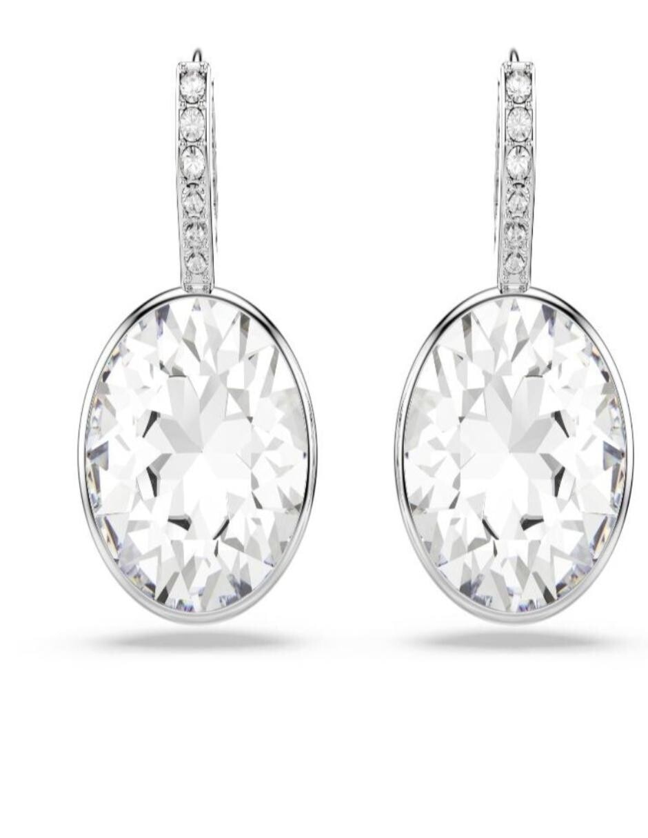Aretes cortos circulares Millenia con acabado brillante 4