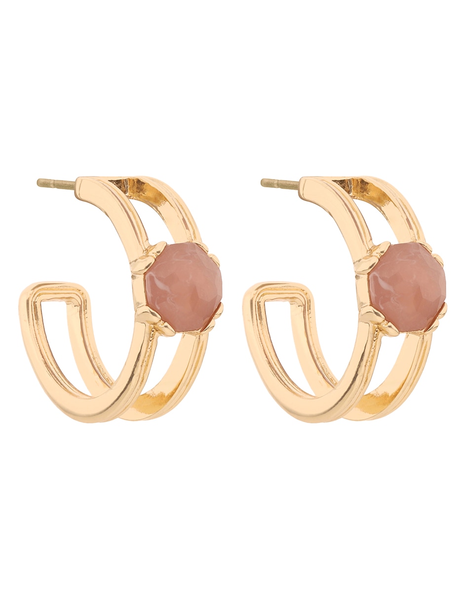 Aretes cortos de letra C Set In Stone con acabado brillante 2