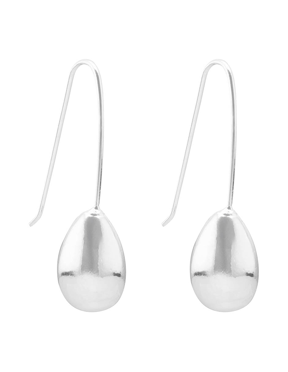 Aretes largos ovalados con acabado brillante 2