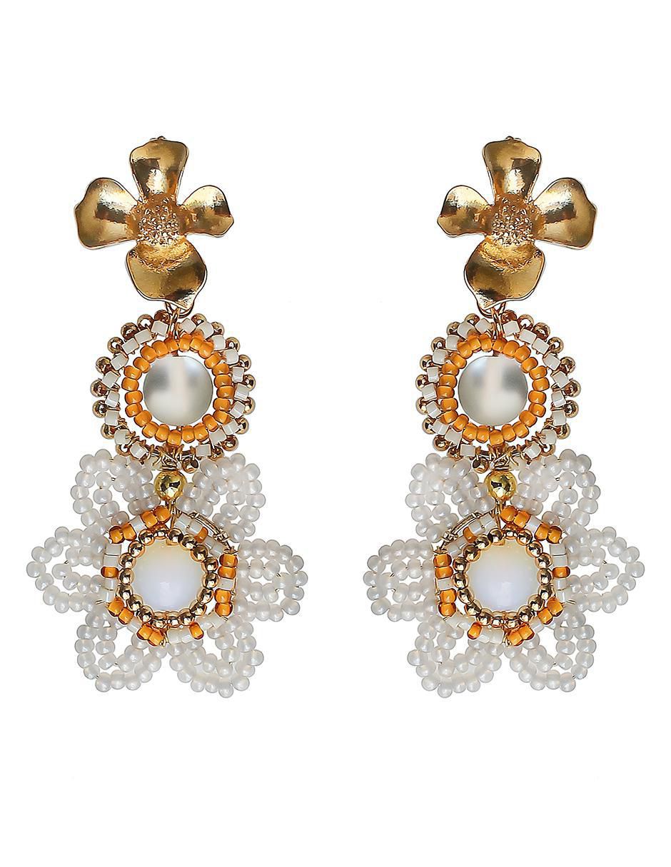 Aretes largos de flor con acabado chapa de oro 14 k
