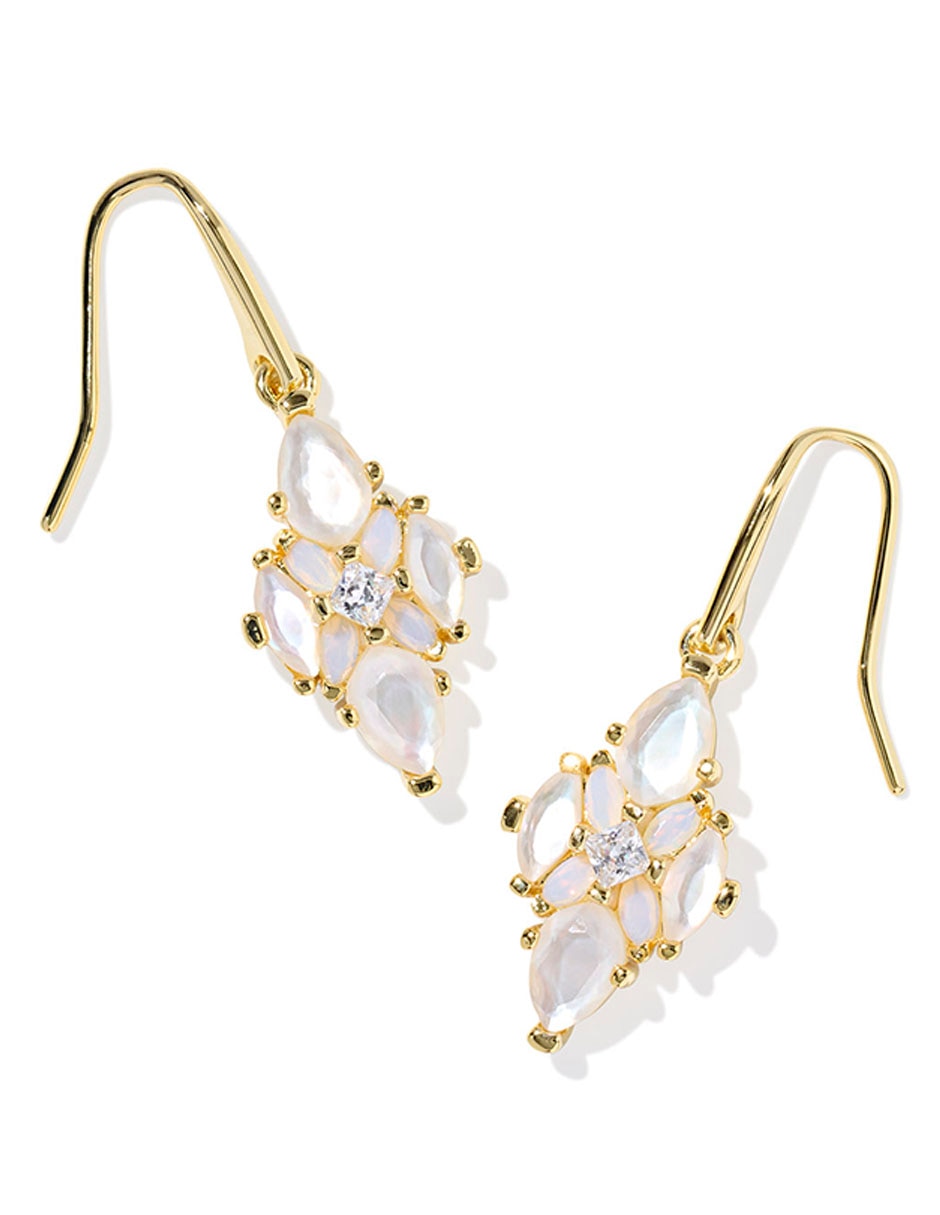 Aretes largos de gota con acabado baño de oro 14 K madre perla Aretes largos de gota con acabado baño de oro 14 K madre perla