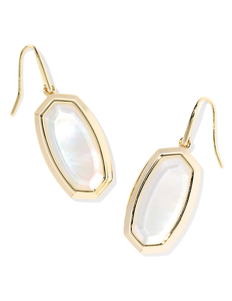 Aretes cortos rectangulares de oro 14 K con acabado brillante
