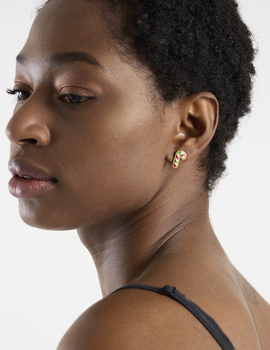 Aretes cortos navideño de bastón con acabado baño de oro 14 K madre perla 4