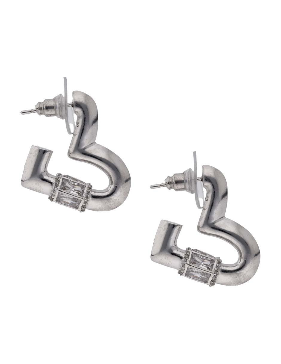 Arracadas de corazón 14 K con acabado baño de rodio zirconia Arracadas de corazón 14 K con acabado baño de rodio zirconia