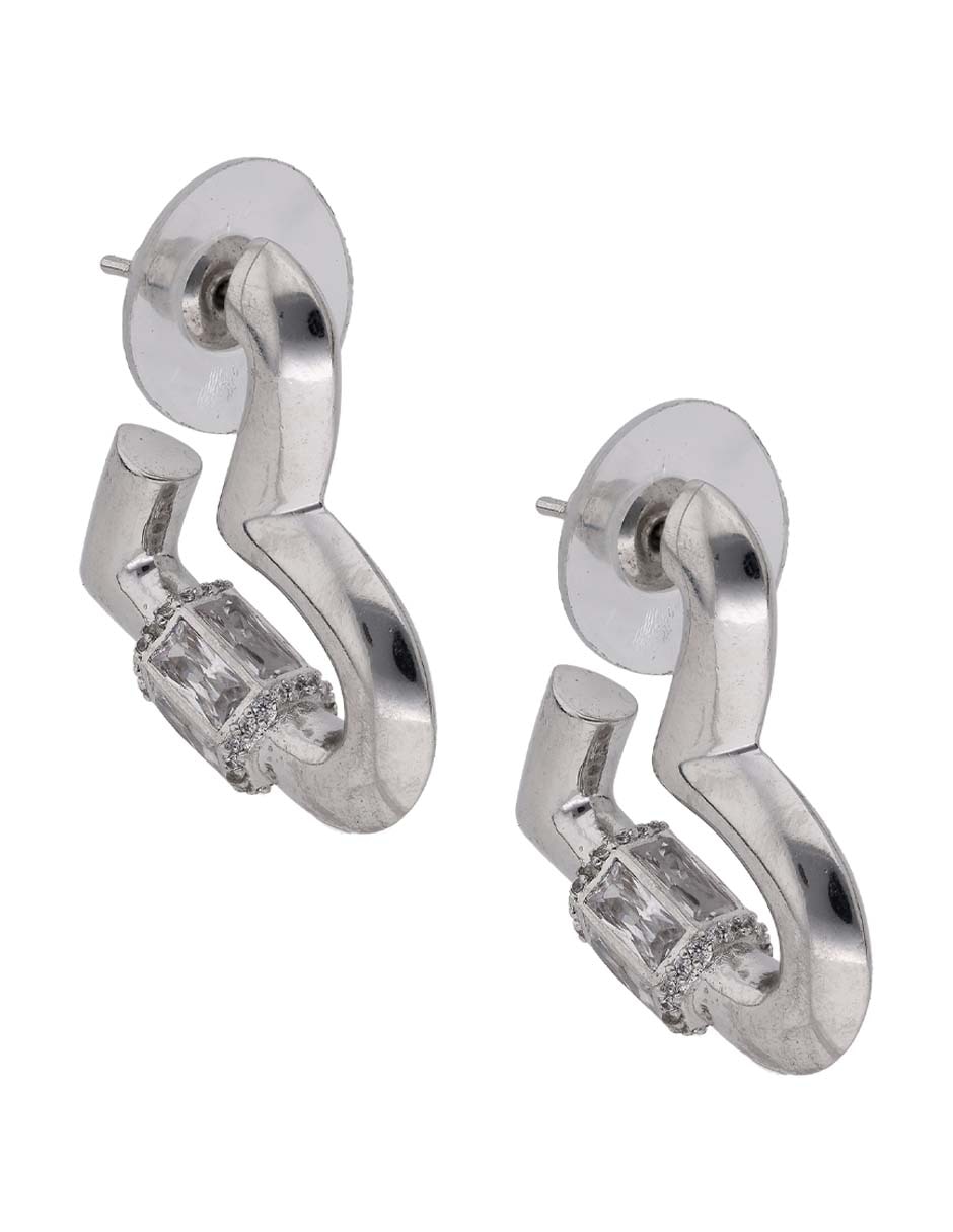 Arracadas de corazón 14 K con acabado baño de rodio zirconia 2