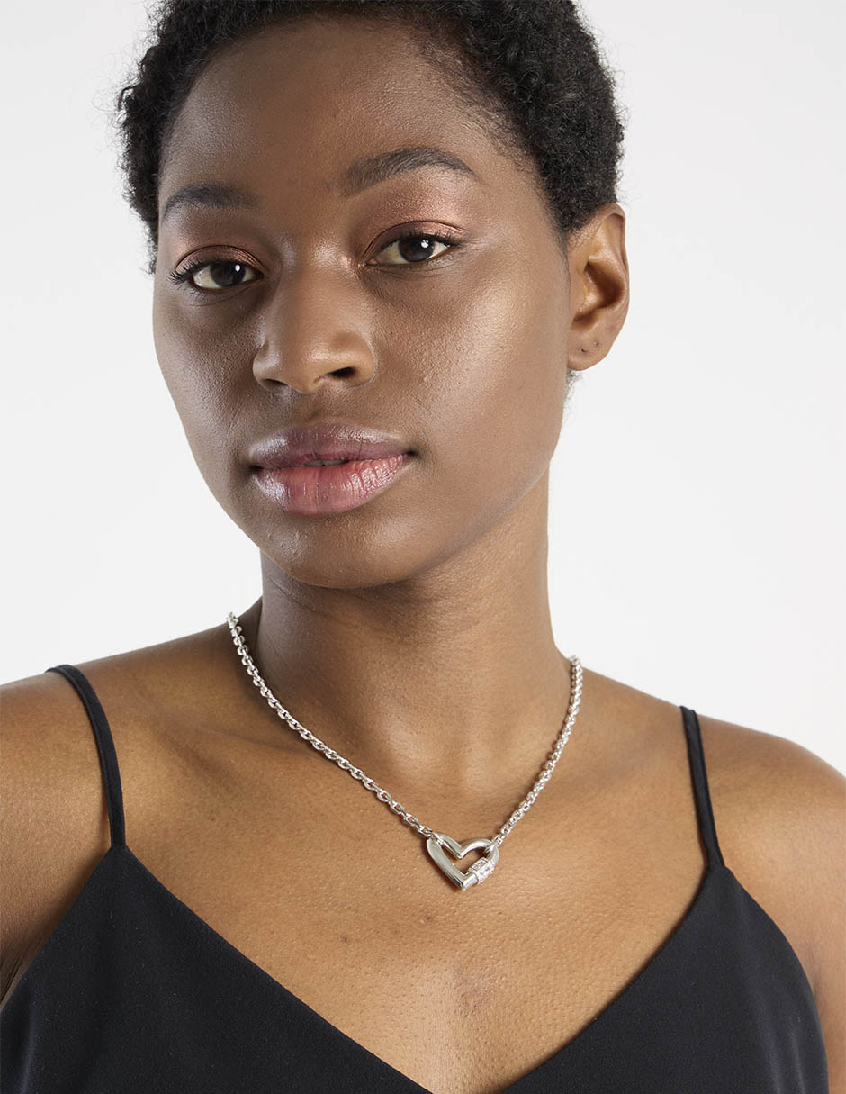 Collar con dije de corazón 14 k 3