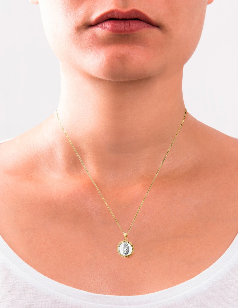 Collar Virgen de Guadalupe ovalado Religiosos de baño de oro 14 K 3