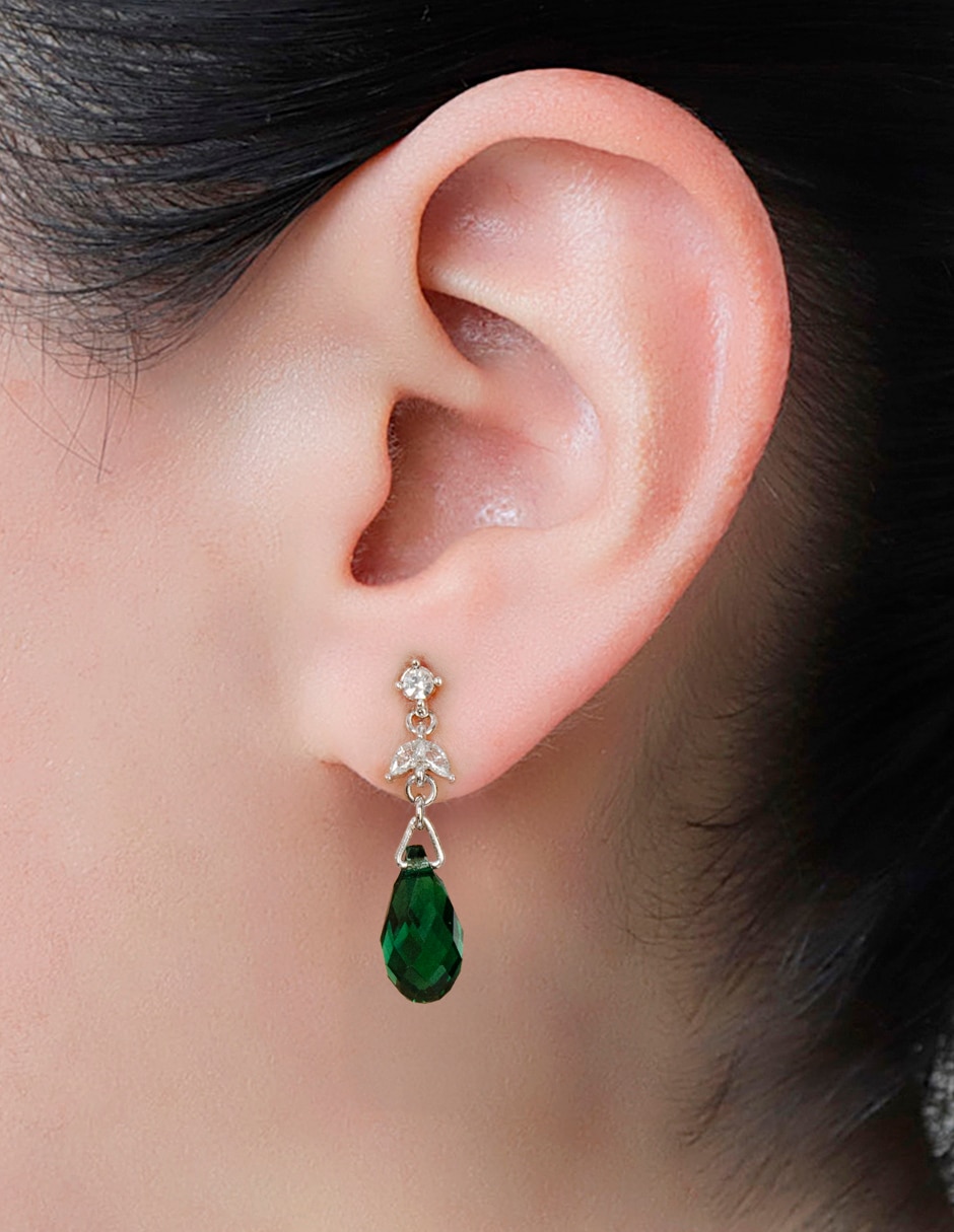 Aretes cortos de gota Briolettes con acabado baño rodio cristal 4