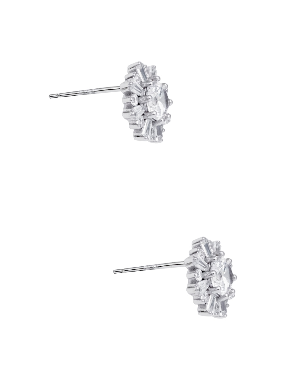 Aretes cortos de copo de nieve Snowflake de plata P925 con acabado pavé zirconia 2