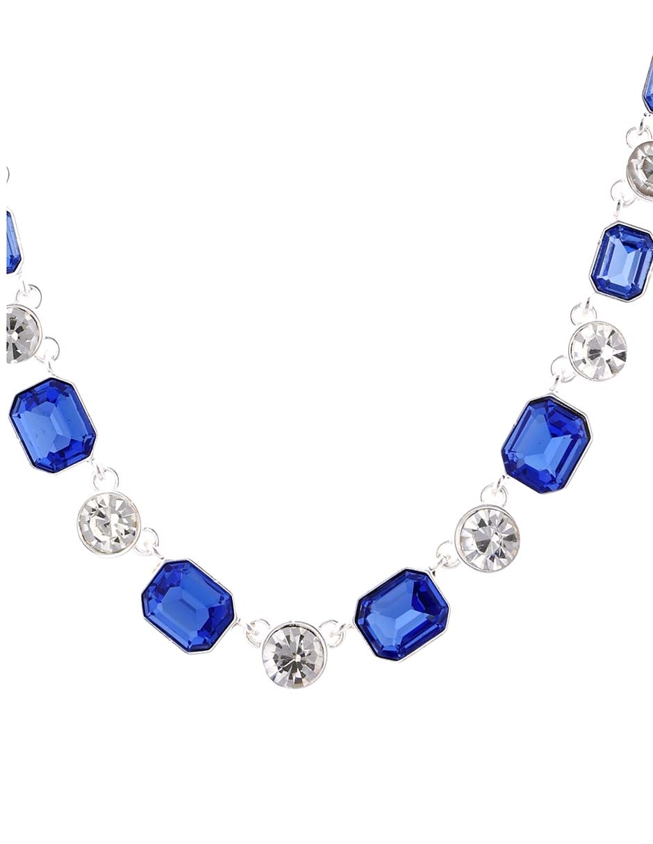 Collar Unforgettable Style