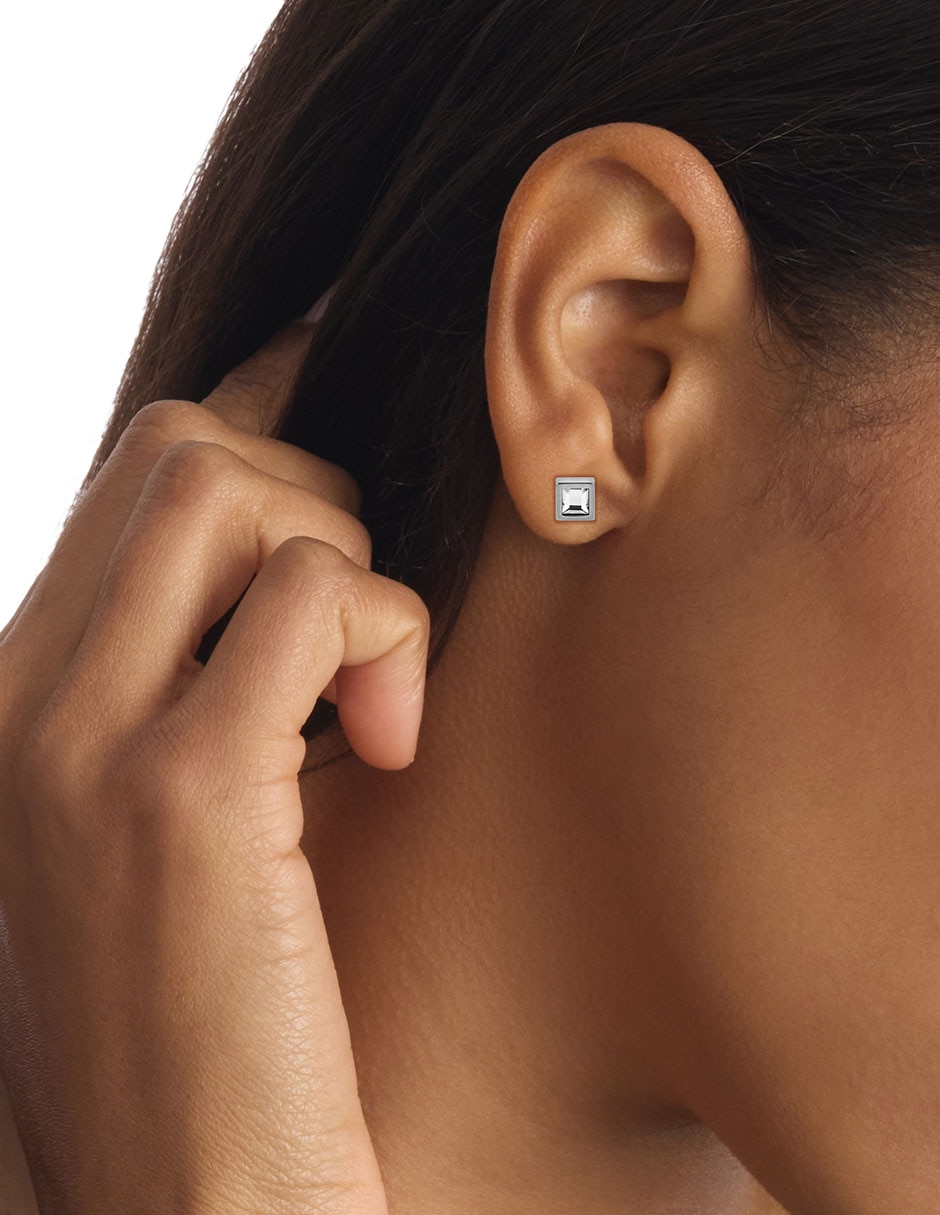 Broqueles cuadrados CK Essential Links con acabado brillante cristal 3