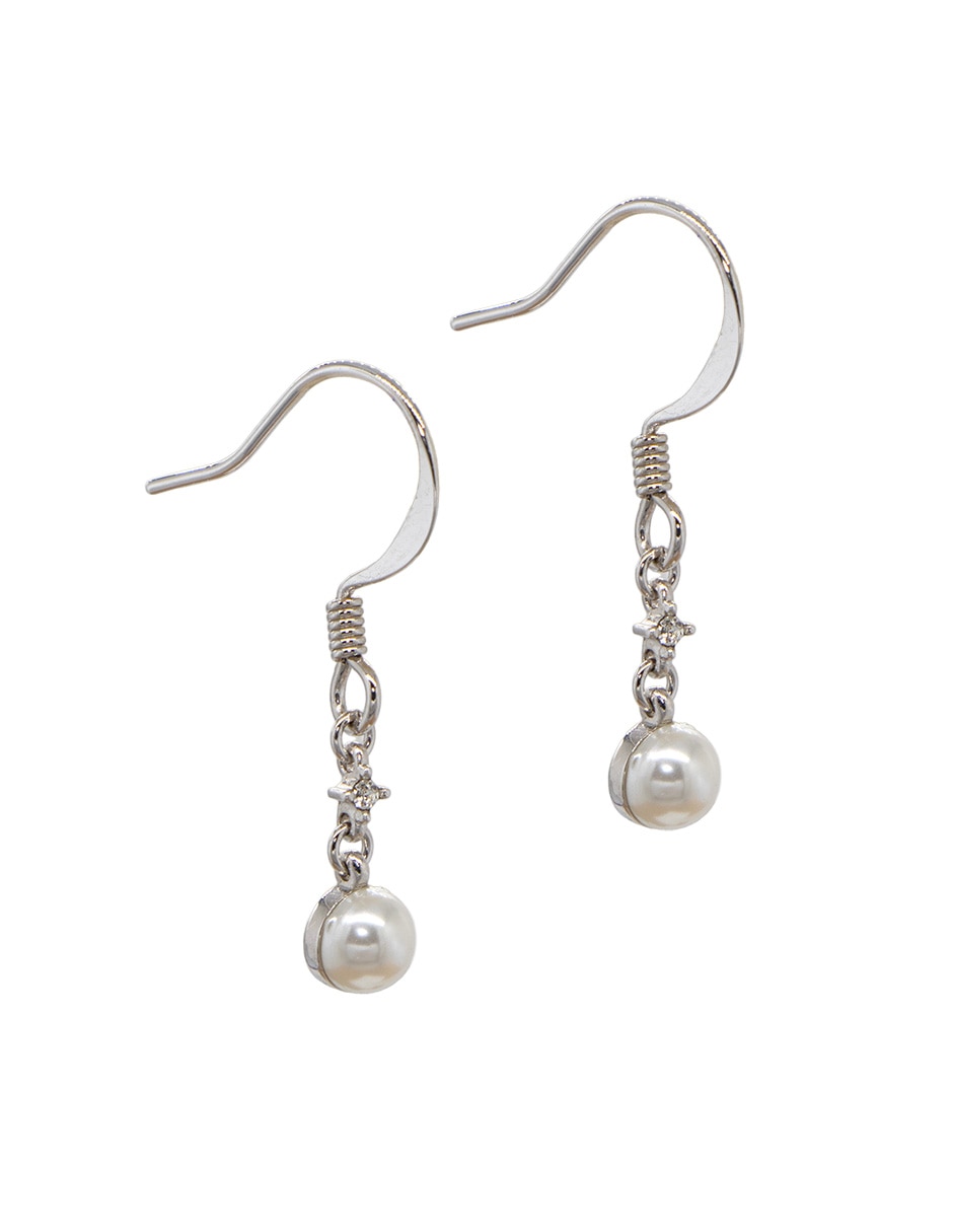 Aretes largos con acabado baño rodio perla 2