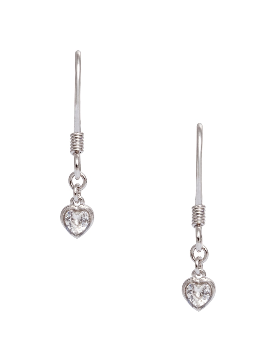 Aretes cortos de corazón con acabado baño rodio zirconia