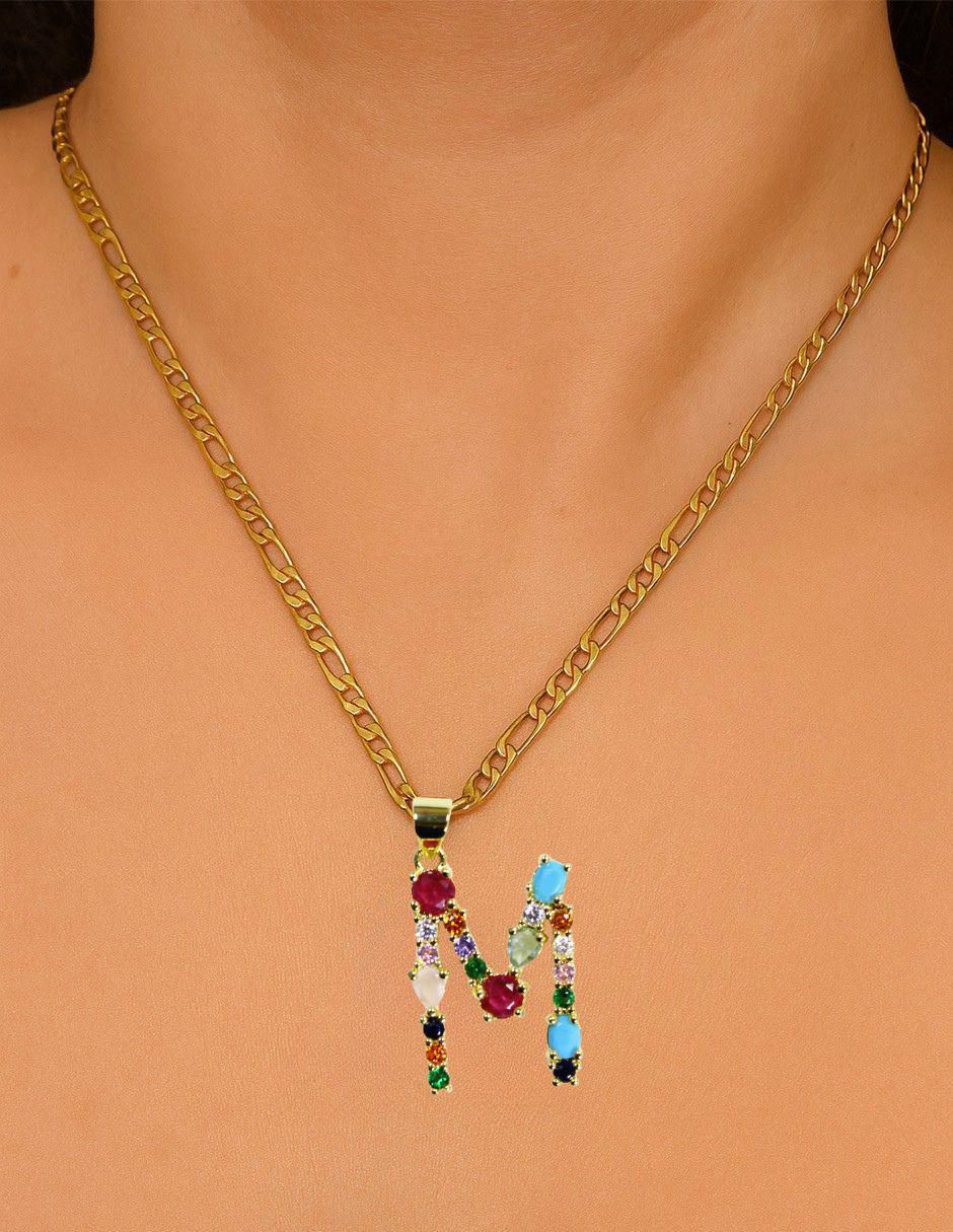 Collar con dije de letras de oro laminado 10 K