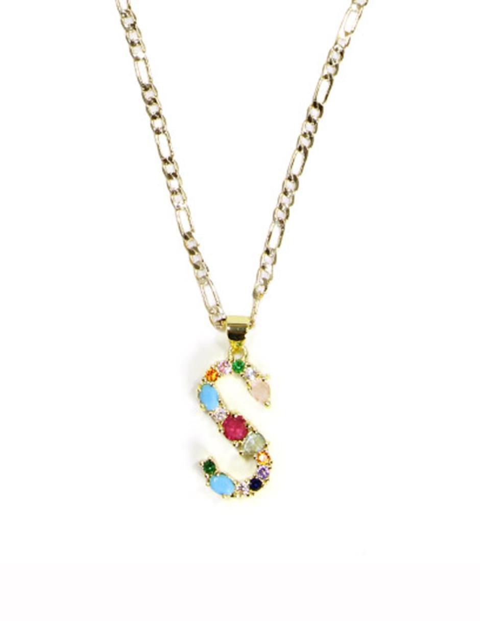 Collar con dije de letras de oro laminado 10 K