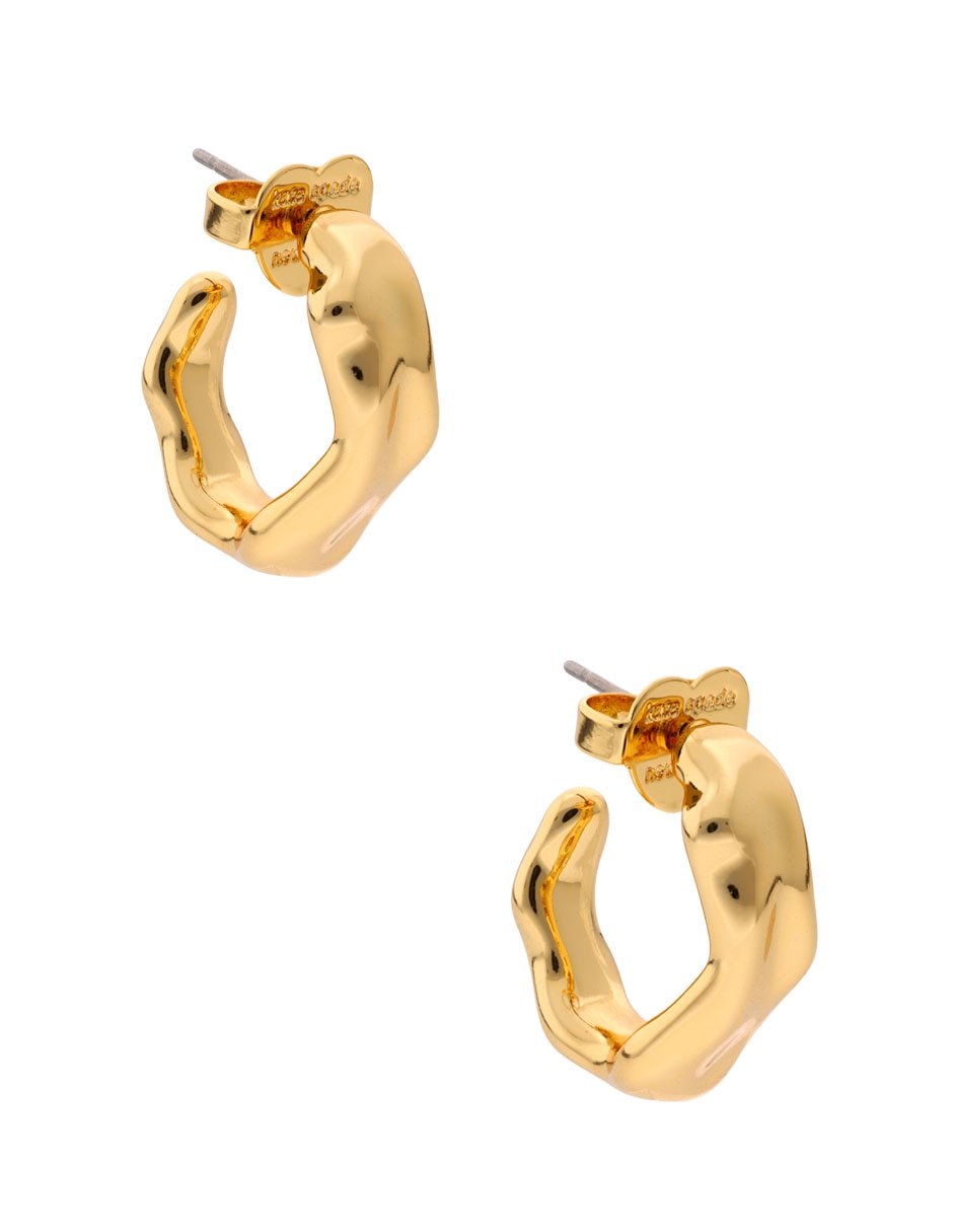 Aretes Huggies con acabado pulido 2