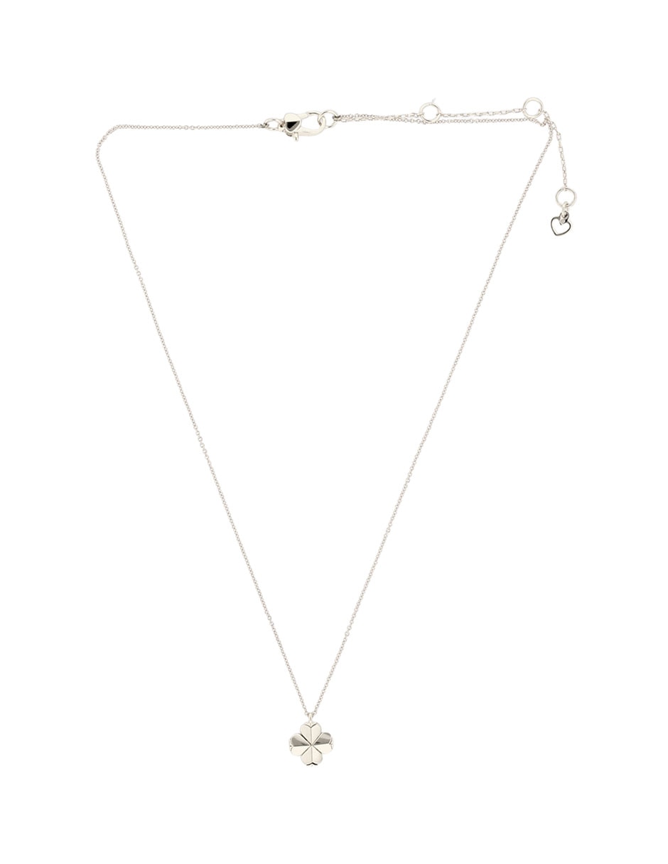 Collar con dije de flor 2