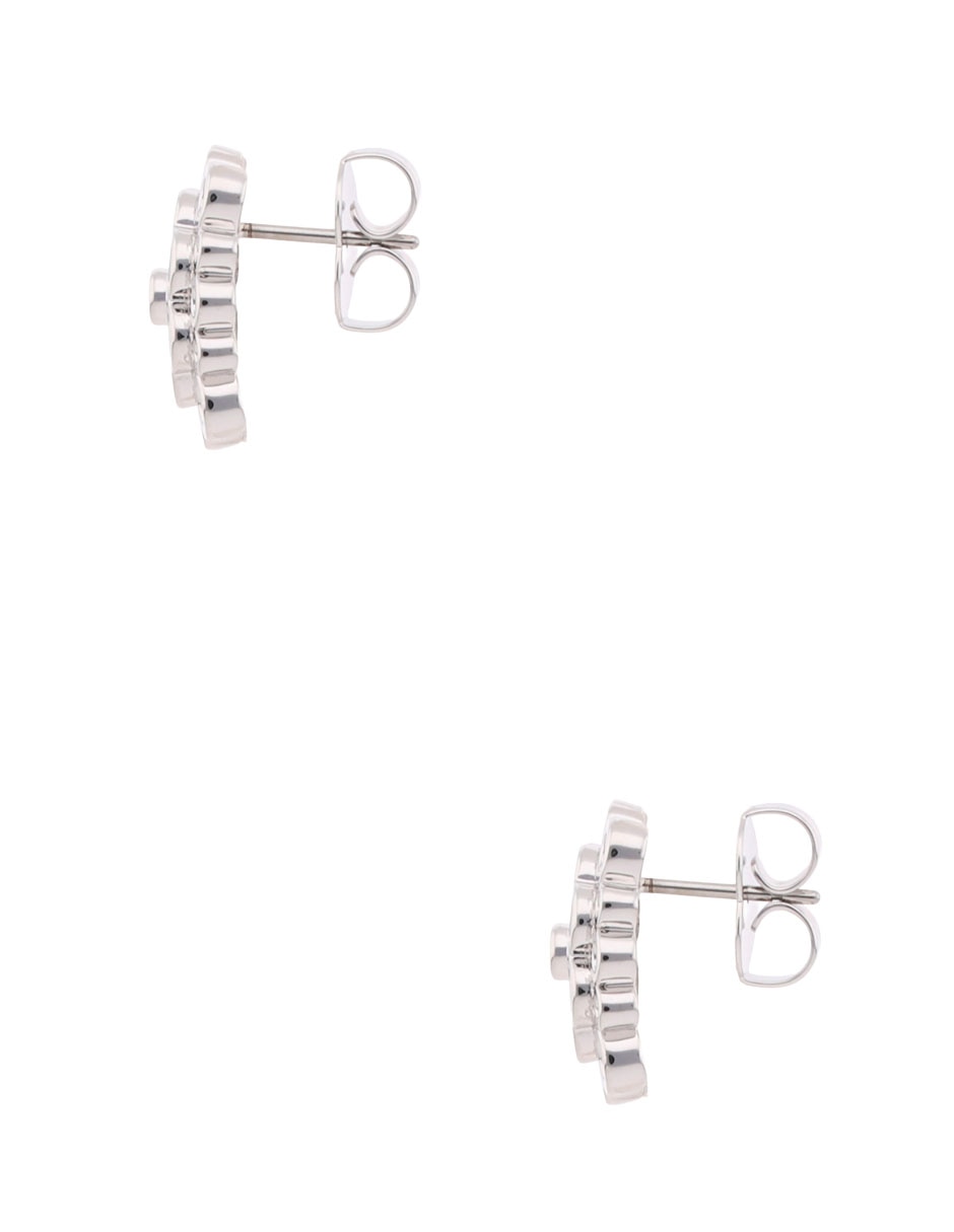 Aretes cortos de flor con acabado brillante 3
