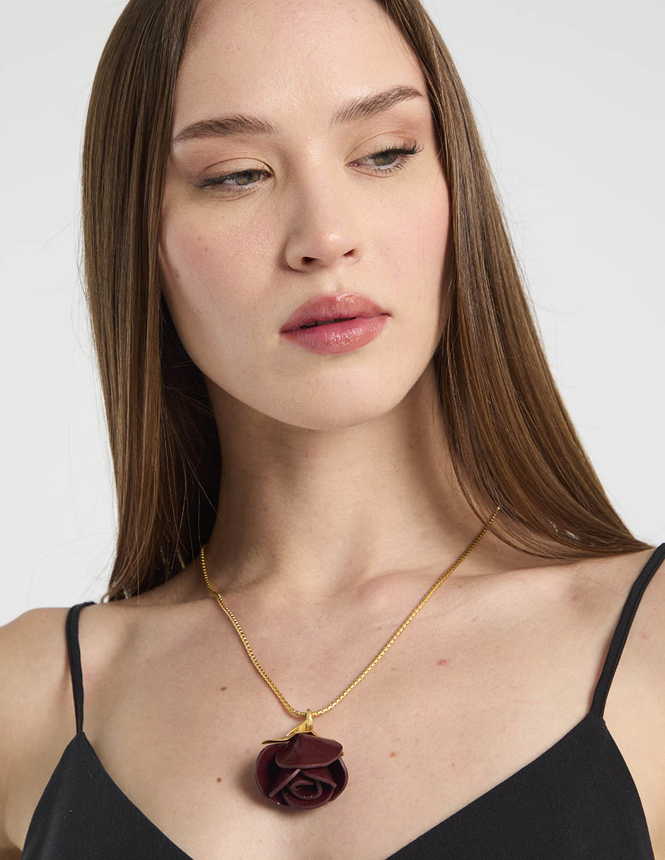 Collar con dije de flor Buds 3