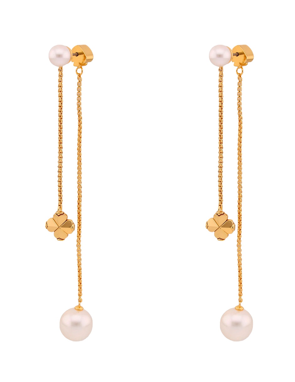 Aretes largos con acabado brillante perla 2