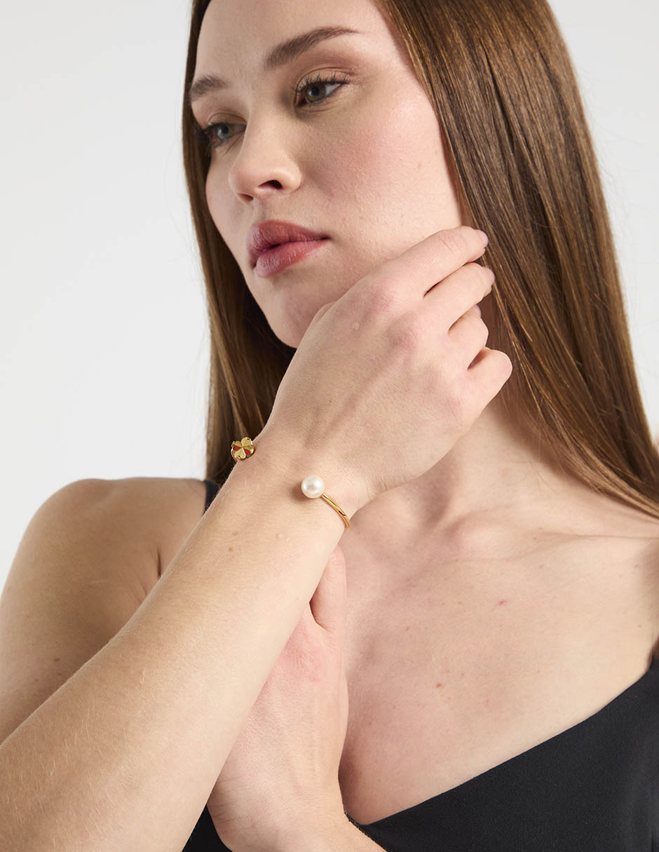 Pulsera de oro con perla 14 K Flower pearl acabado brillante 3