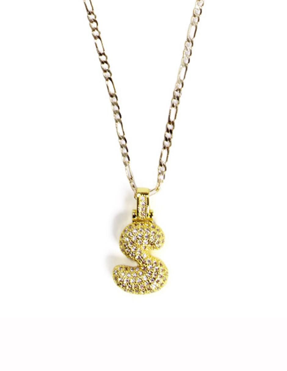 Collar con dije de letras de oro laminado 10 K