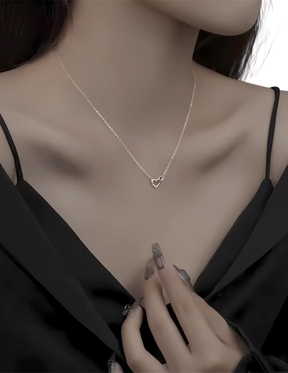 Collar con dije de corazón de plata P 925 3