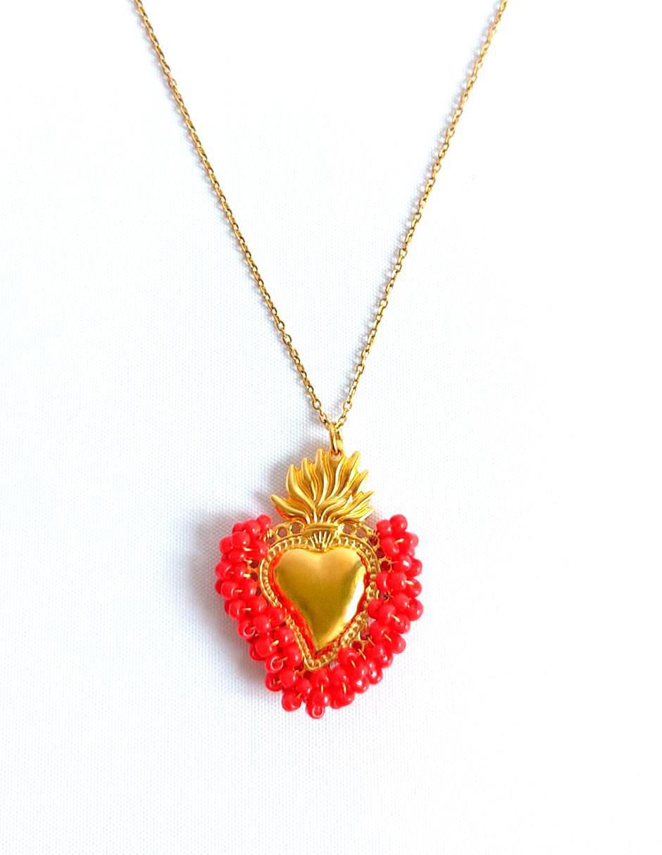 Collar con dije sagrado corazón de corazón 18 K