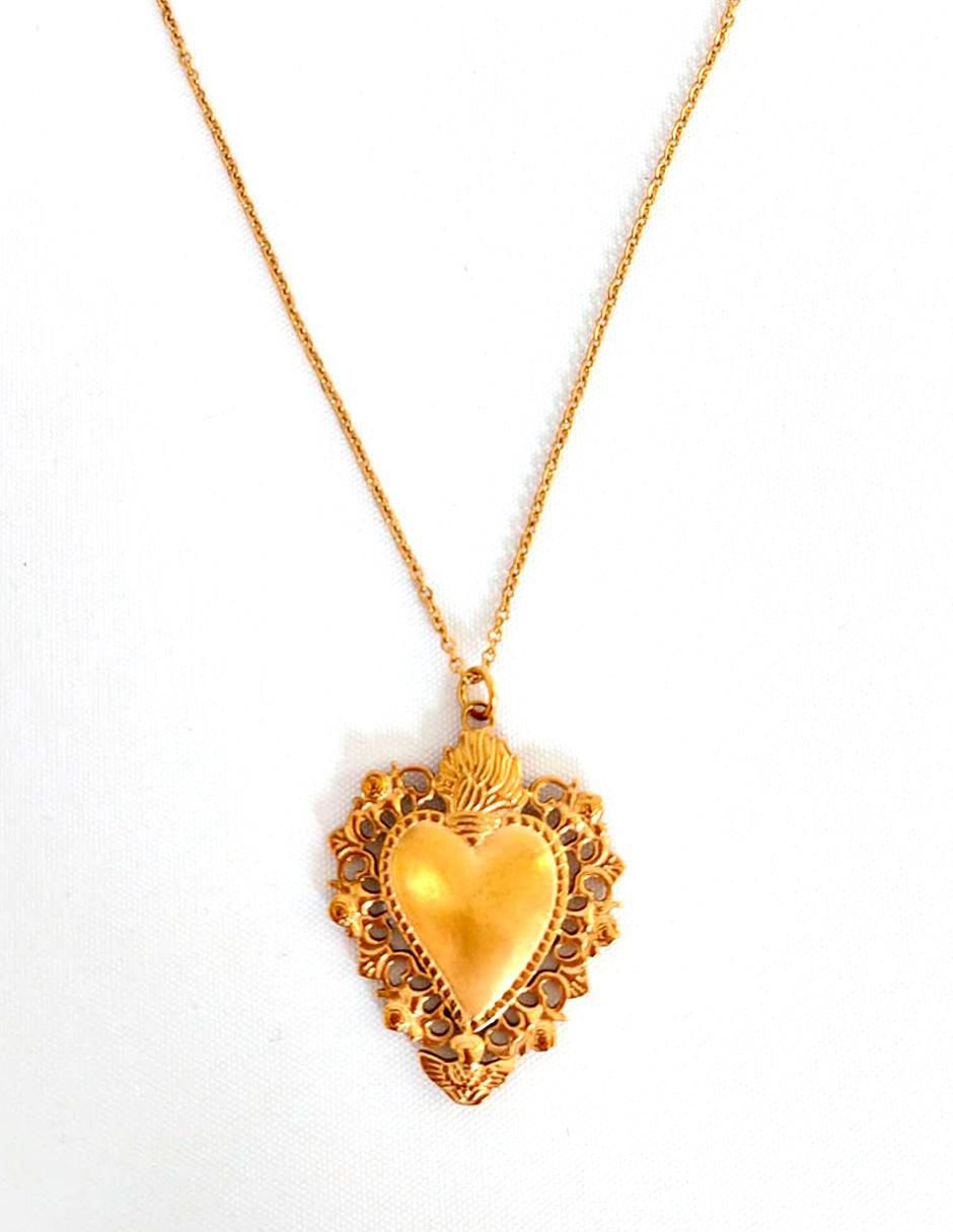 Collar con dije sagrado corazón de corazón 18 K