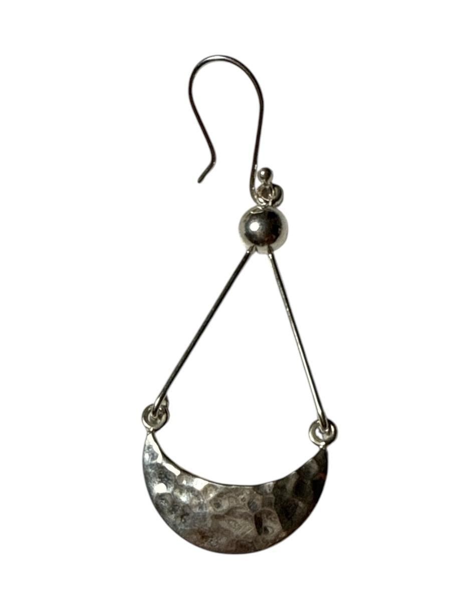 Aretes largos de luna de plata P 925 con acabado martillado 2