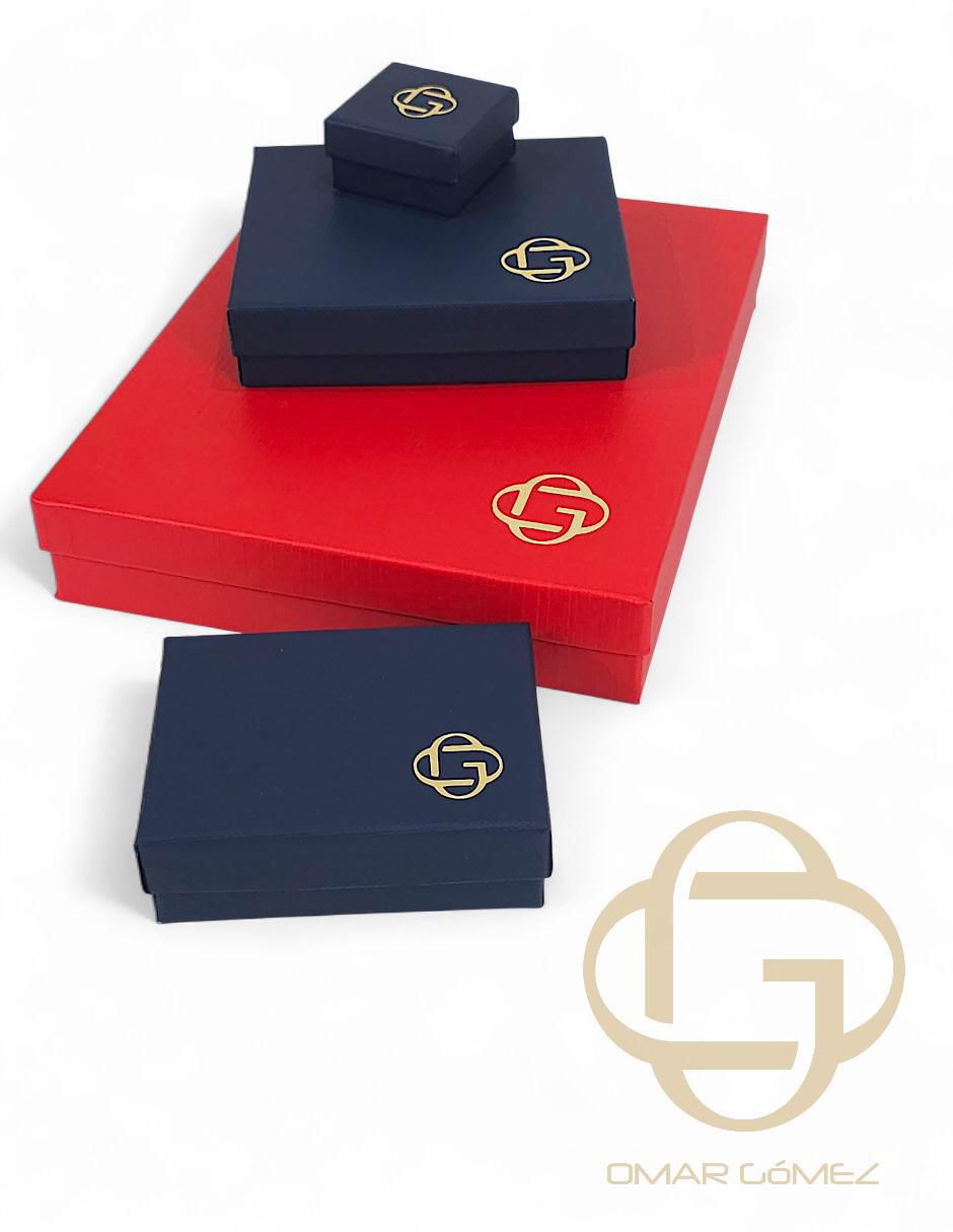 Aretes y collar cuadrados baño de oro 18 K zirconia 8