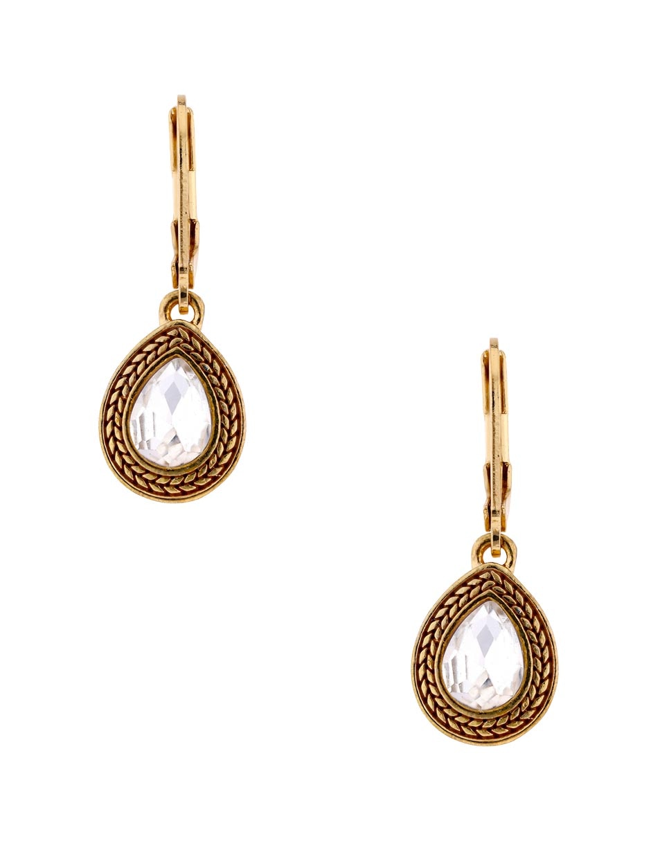 Aretes largos de gota con acabado brillante