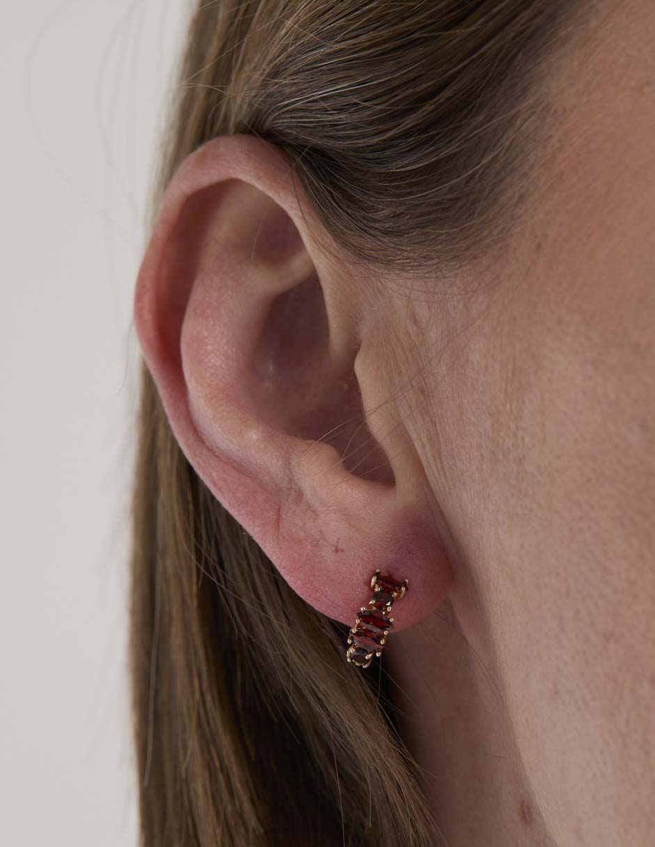 Aretes cortos Social clr cz key item ears con acabado brillante 4