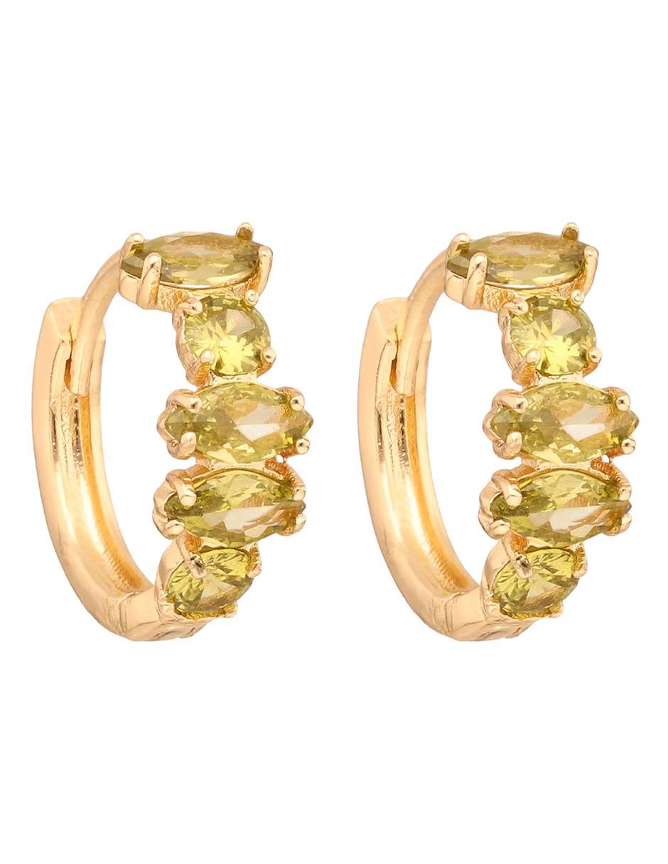 Aretes cortos con acabado brillante 2
