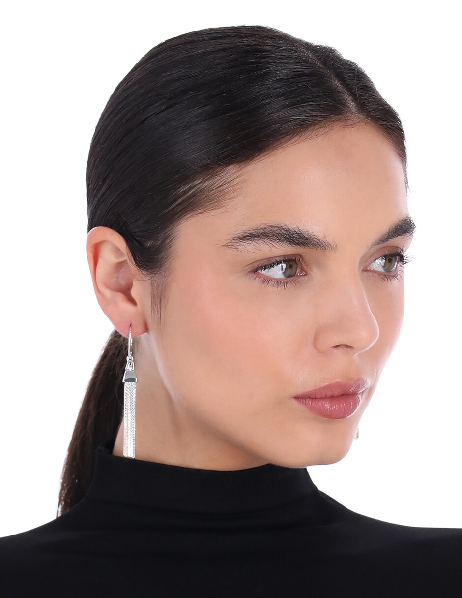 Aretes largos Basic Metal Ears M3 con acabado brillante 3