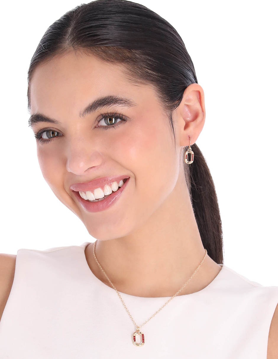 Aretes y collar ovalada May Mkt 25 box 3 3