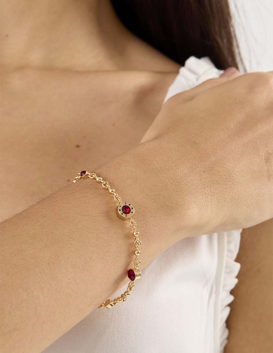 Pulsera Rivet Logo F25 con acabado pavé 3