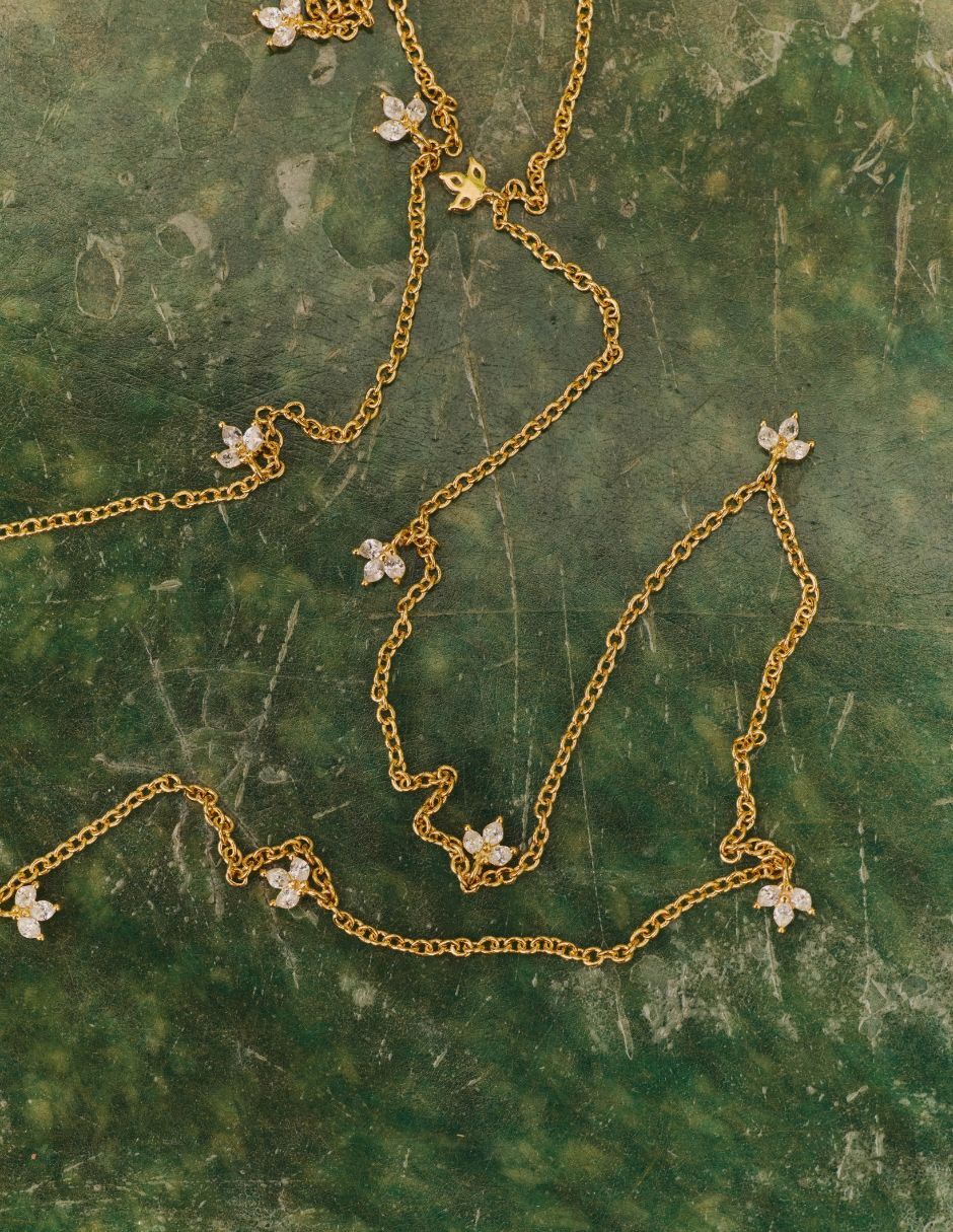 Collar de flor Olivia Wild de baño de oro 18 K 2