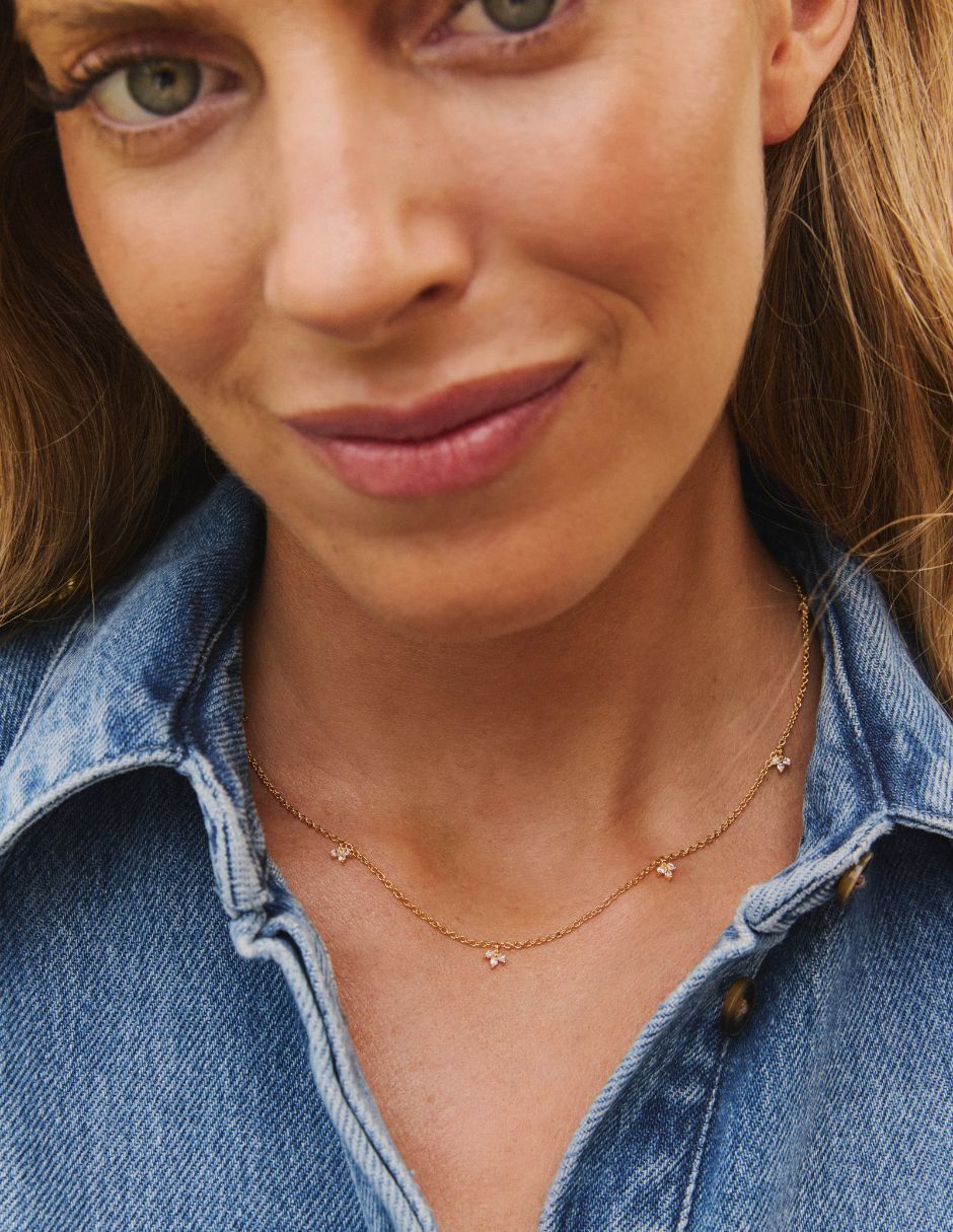 Collar de flor Olivia Wild de baño de oro 18 K 4